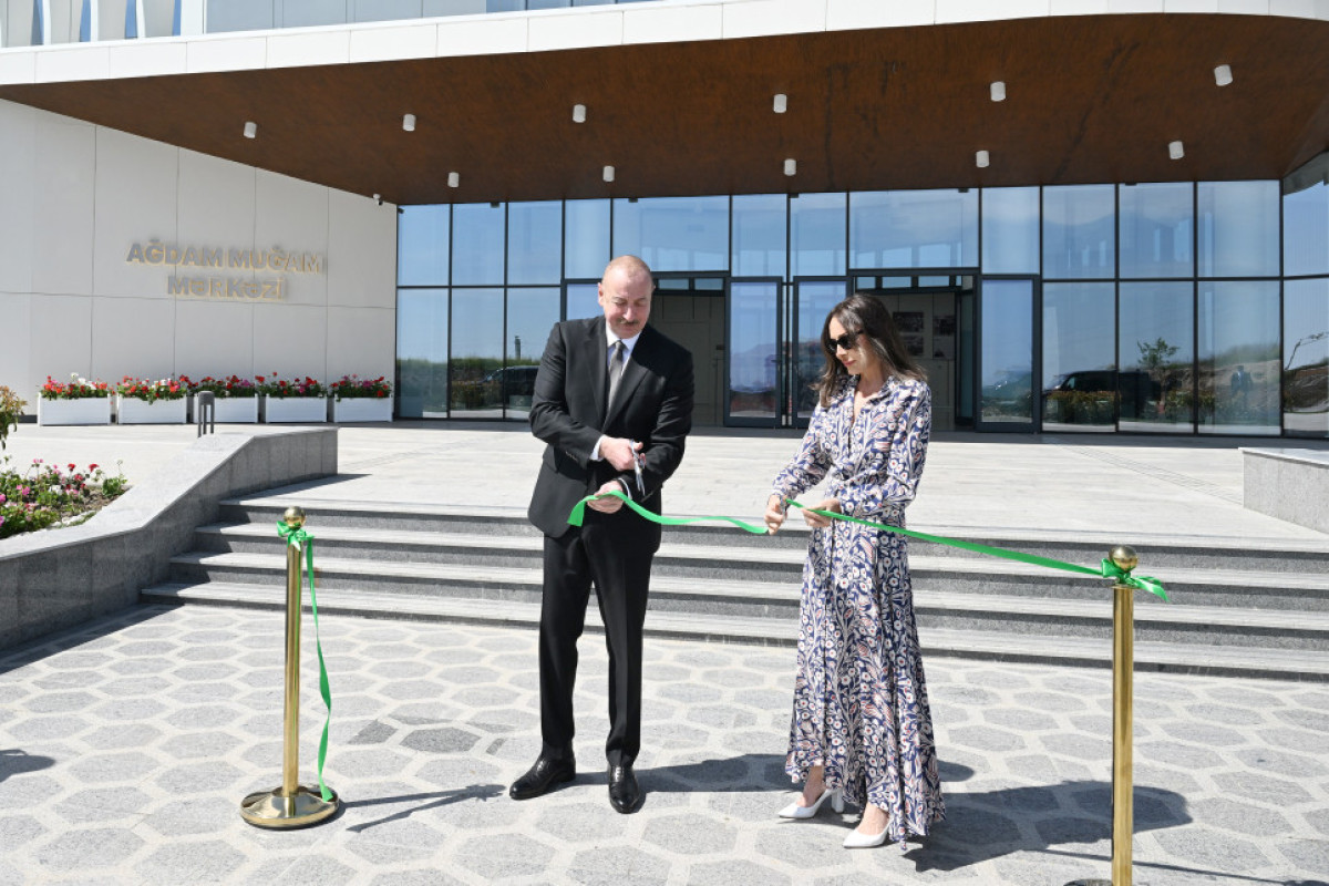 Президент и первая леди Азербайджана приняли участие в открытии Агдамского центра мугама -ФОТО 