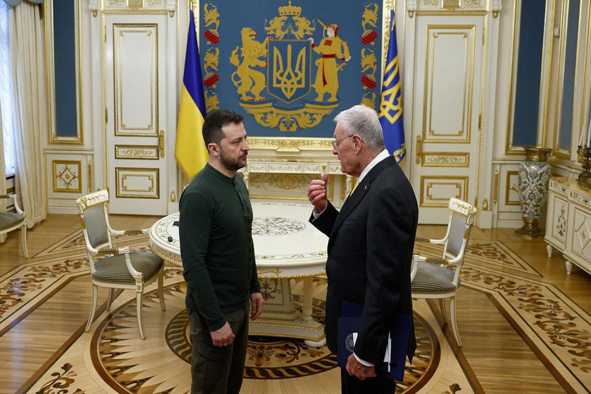 Зеленский поставил под сомнение идею Келлога о буферной зоне