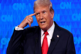 СМИ:Президент Гарварда обвинил администрацию Трампа в нарушении закона