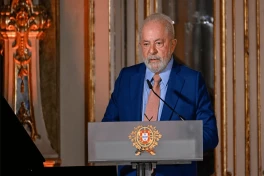 Лула да Силва хочет уговорить Путина встретиться с Зеленским в Стамбуле
 