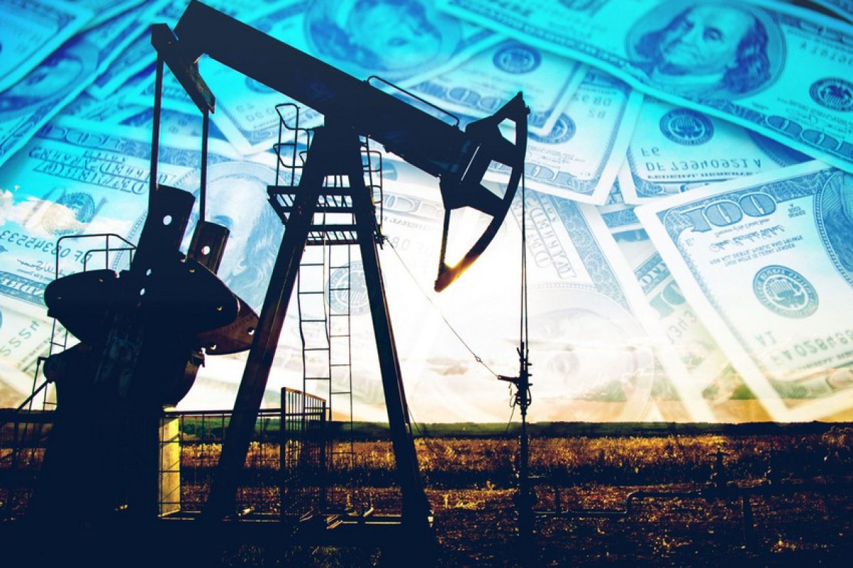 Нефть ушла в минус: Brent и WTI дешевеют на утренних торгах