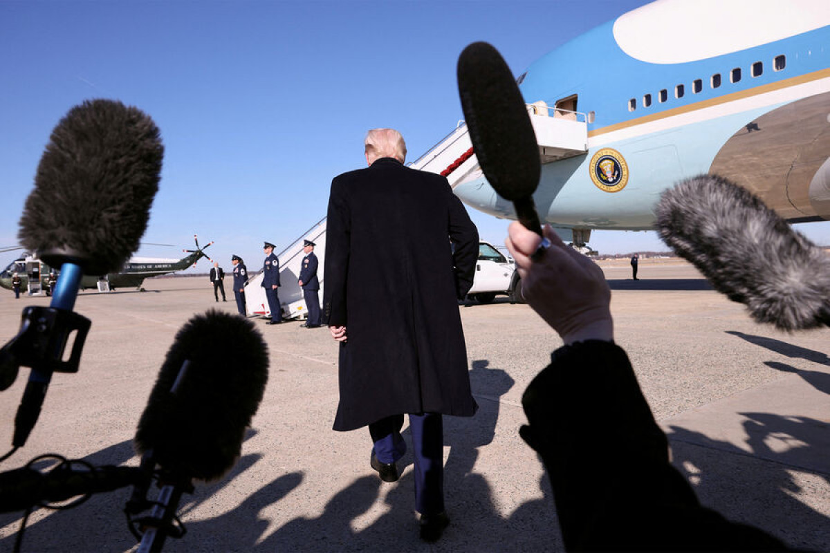 Власти Катара продолжают оправдывать передачу Трампу самолета Boeing 747
