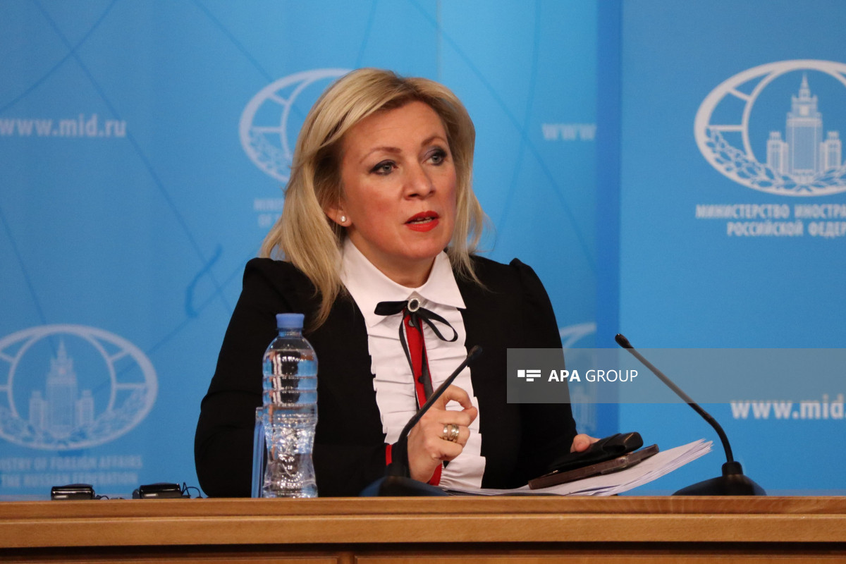 Захарова обвинила посольство США в причастности к антироссийским протестам в Армении