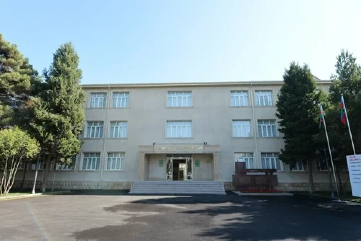 В Баку проверят скандальную аудиозапись, приписываемую директору школы