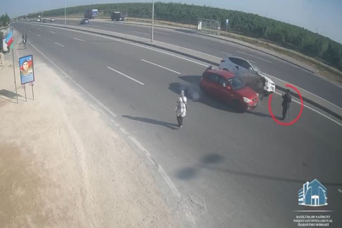 Пешеход спровоцировал ДТП на скоростной трассе-ВИДЕО 