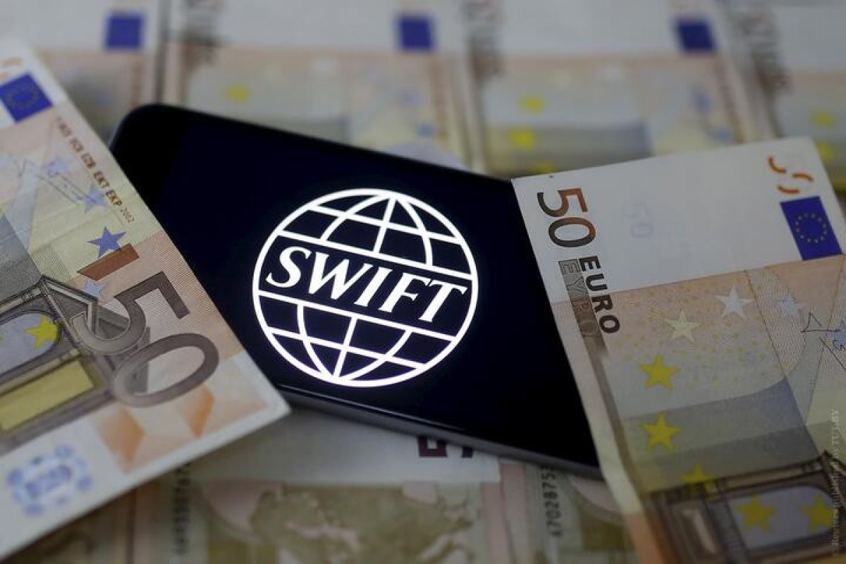 ЕС отключит 20 российских банков от SWIFT