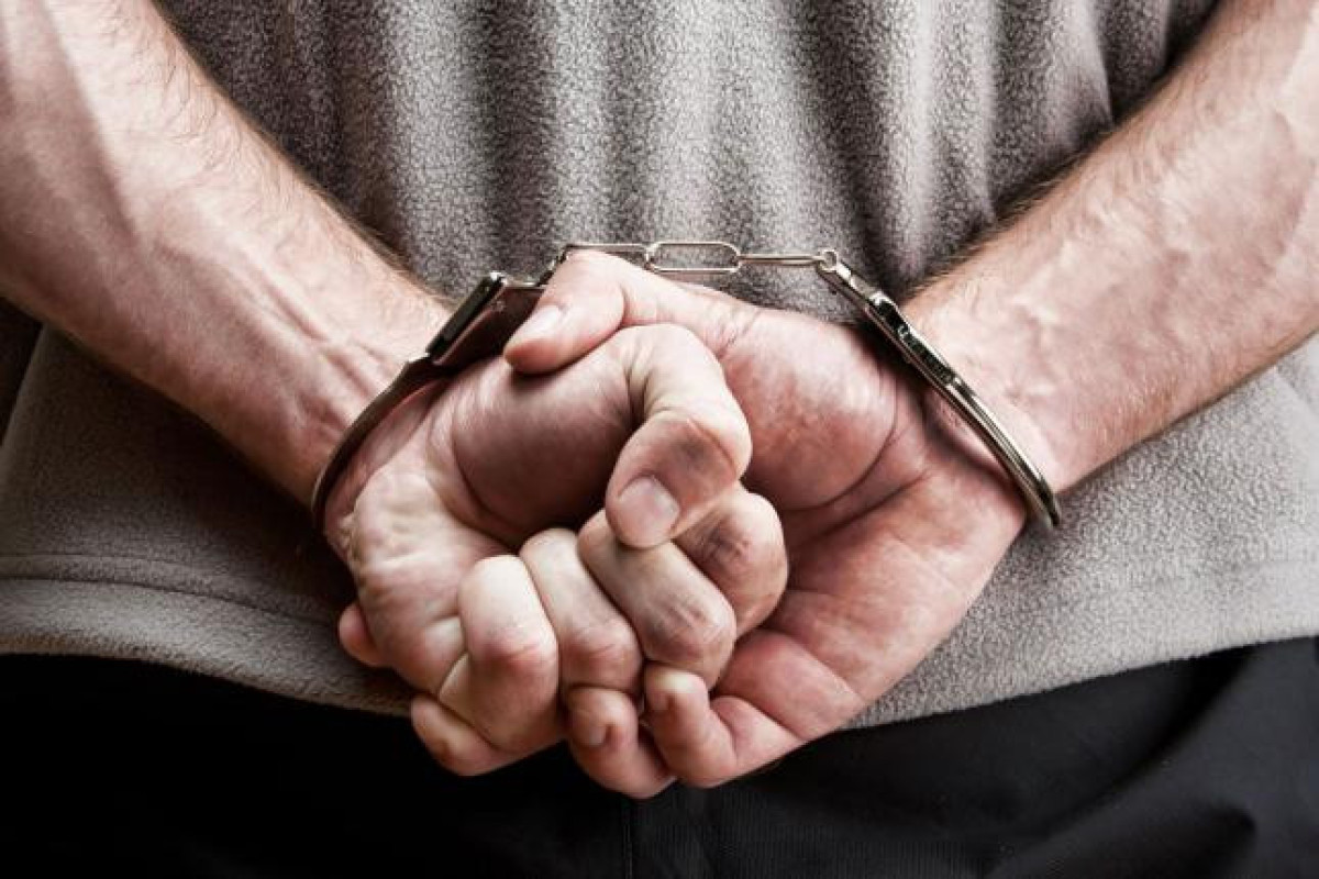 В Баку осудили мужчину за махинации с недвижимостью