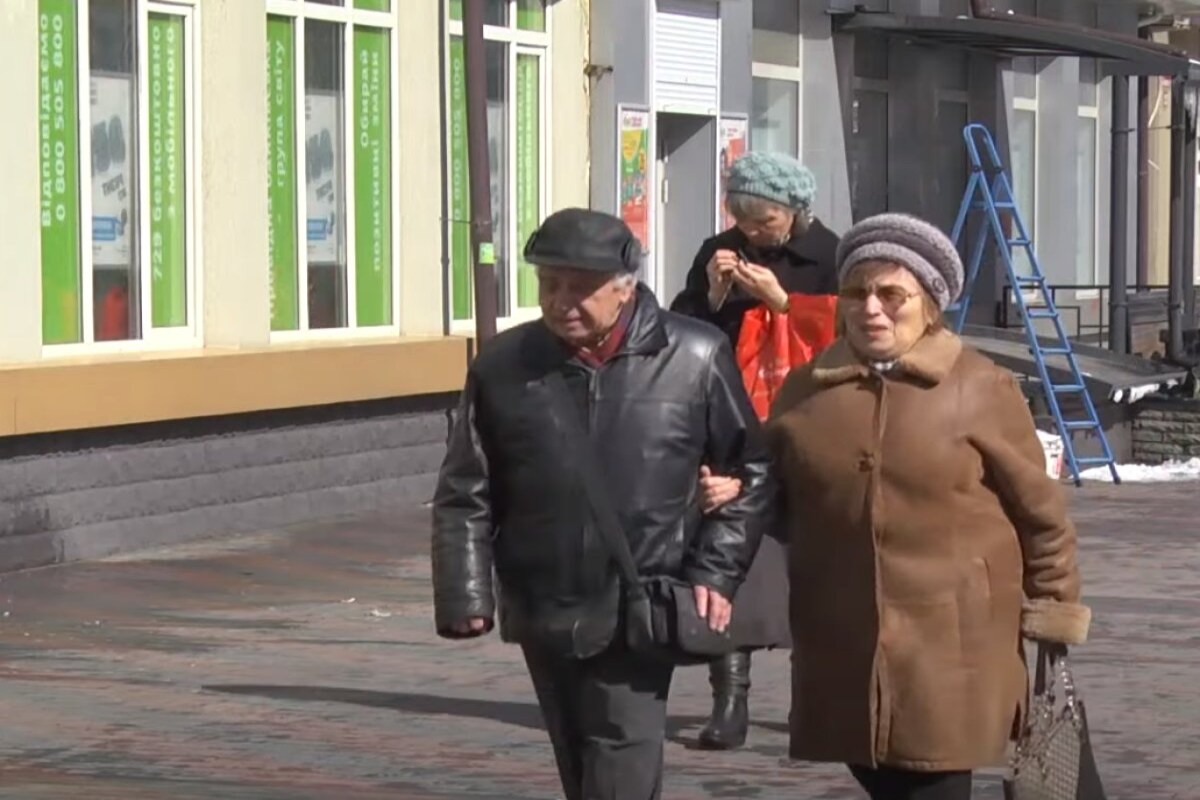 Женщин-пенсионеров в России в два раза больше, чем мужчин