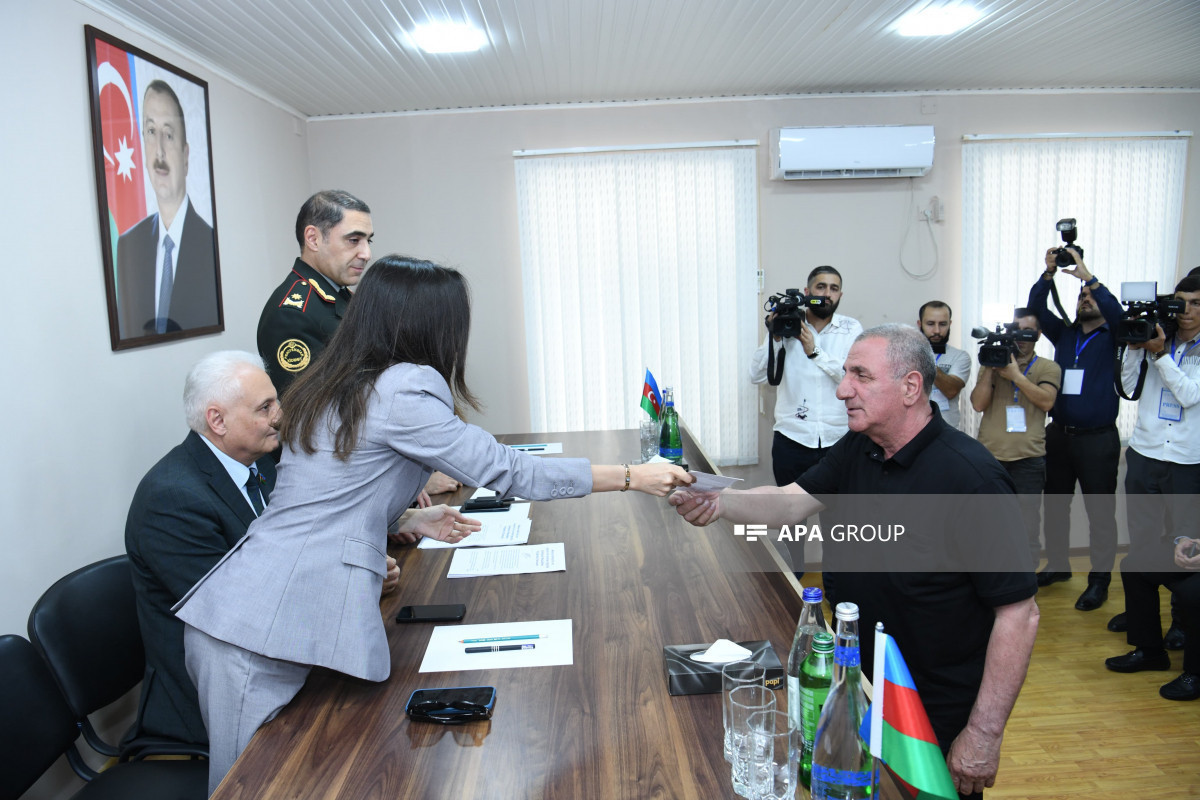 В Баку начался процесс исполнения распоряжения Алиева о помиловании-ФОТО 