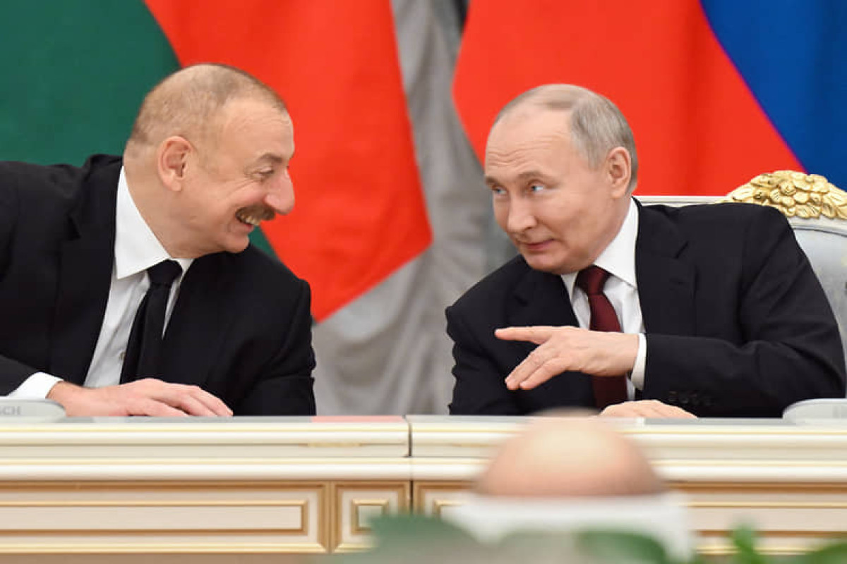 Путин Ильхаму Алиеву: Азербайджан завоевал большой авторитет на международной арене