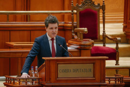 Президент Румынии поздравил Президента Ильхама Алиева