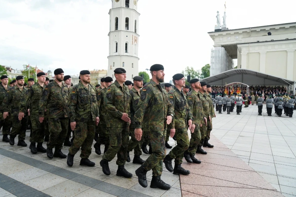 Германия развернула танковую бригаду в Литве - впервые со времен Второй мировой