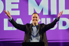 Президент Аргентины принял отставку премьер-министра