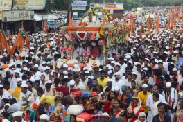 В Индии люди стали жертвами давки у храма