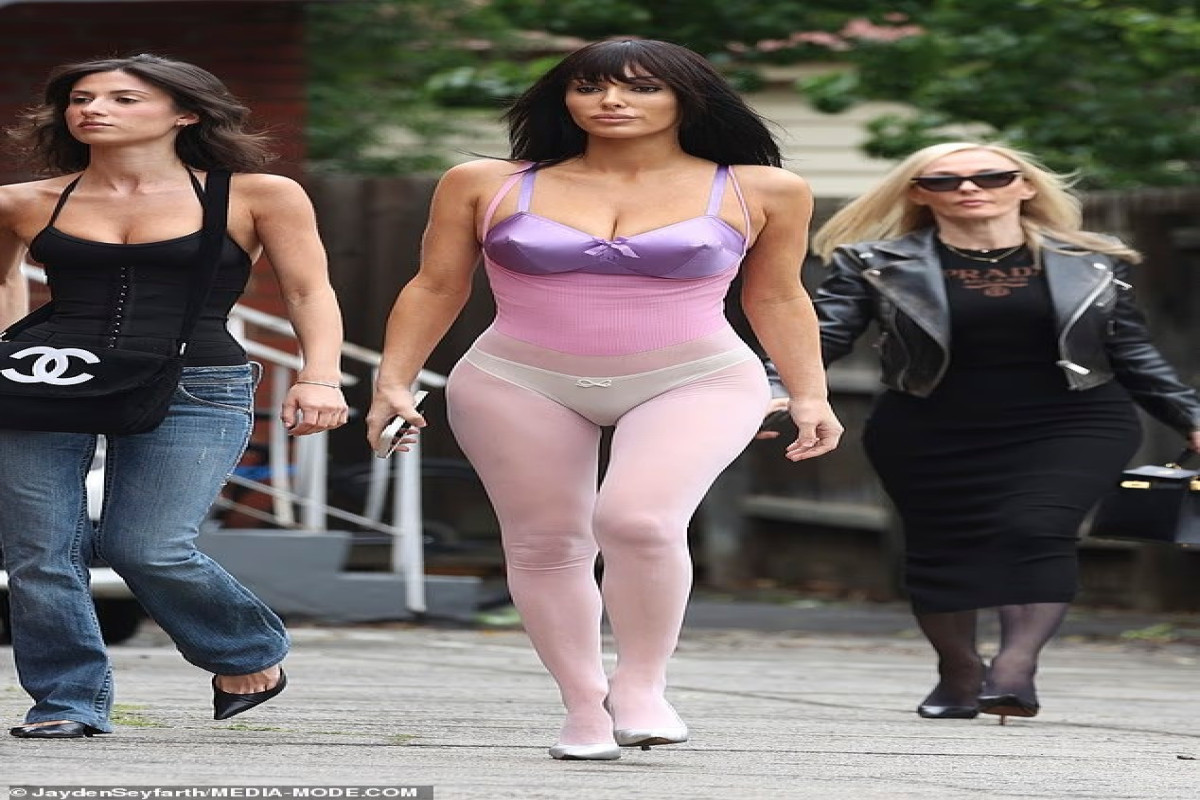 Бьянка Цензори снова эпатирует публику в Мельбурне-ФОТО 