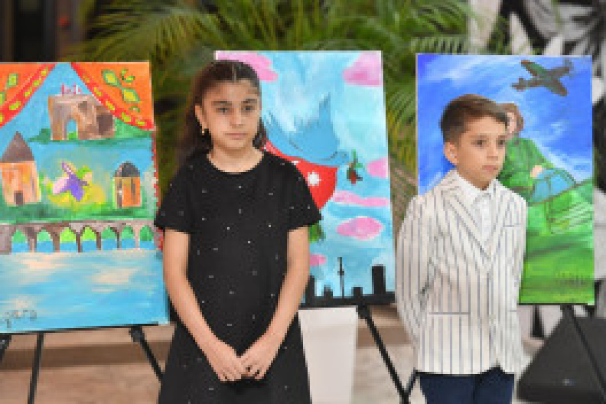 В Азербайджане выпущены уникальные марки по рисункам детей шехидов-ФОТО 