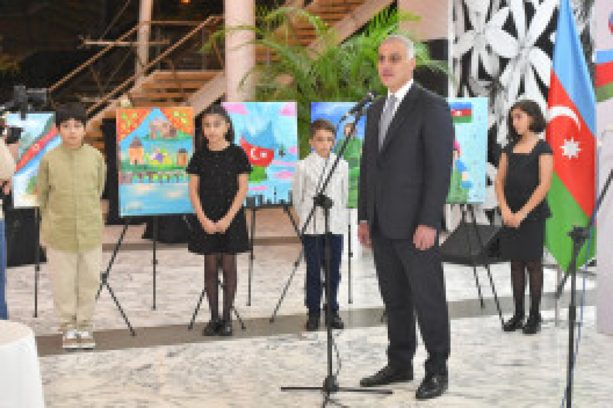 В Азербайджане выпущены уникальные марки по рисункам детей шехидов-ФОТО 