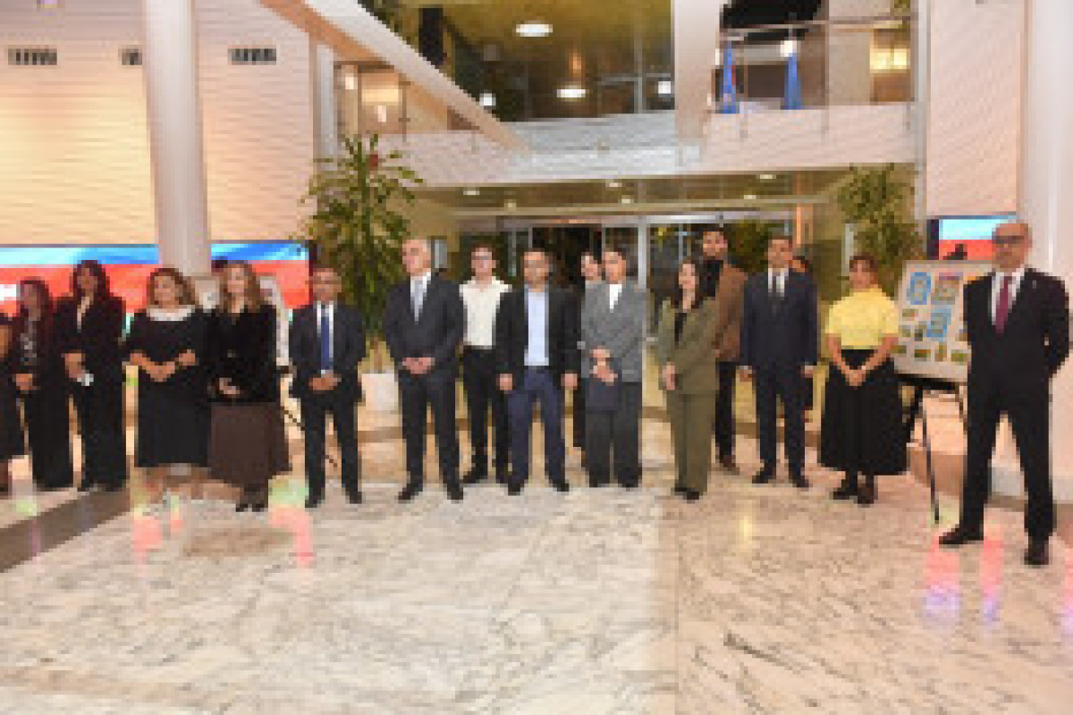 В Азербайджане выпущены уникальные марки по рисункам детей шехидов-ФОТО 