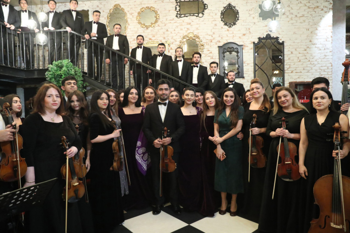 В Бакинском книжном центре состоялся музыкально-литературный вечер «Радость Победы»-ФОТО 