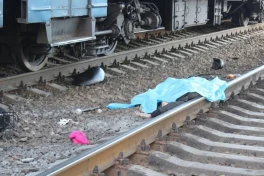 В России поезд сбил насмерть подростка из Азербайджана