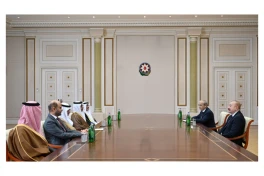 Алиев принял руководителей структур, входящих в Арабскую координационную группу