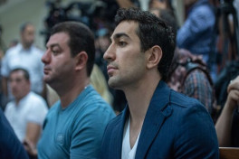 Hraparak: Кочарян готовит к выборам 2026 года своего сына