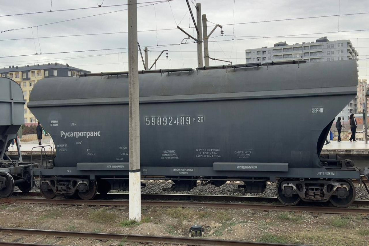 Поезд с грузом пшеницы, прибывший из России, прибыл в Армению, проследовав через территорию Азербайджана