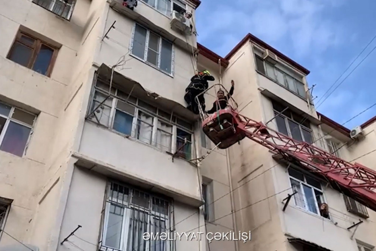 МЧС провело необычную спасательную операцию в Баку-ВИДЕО 