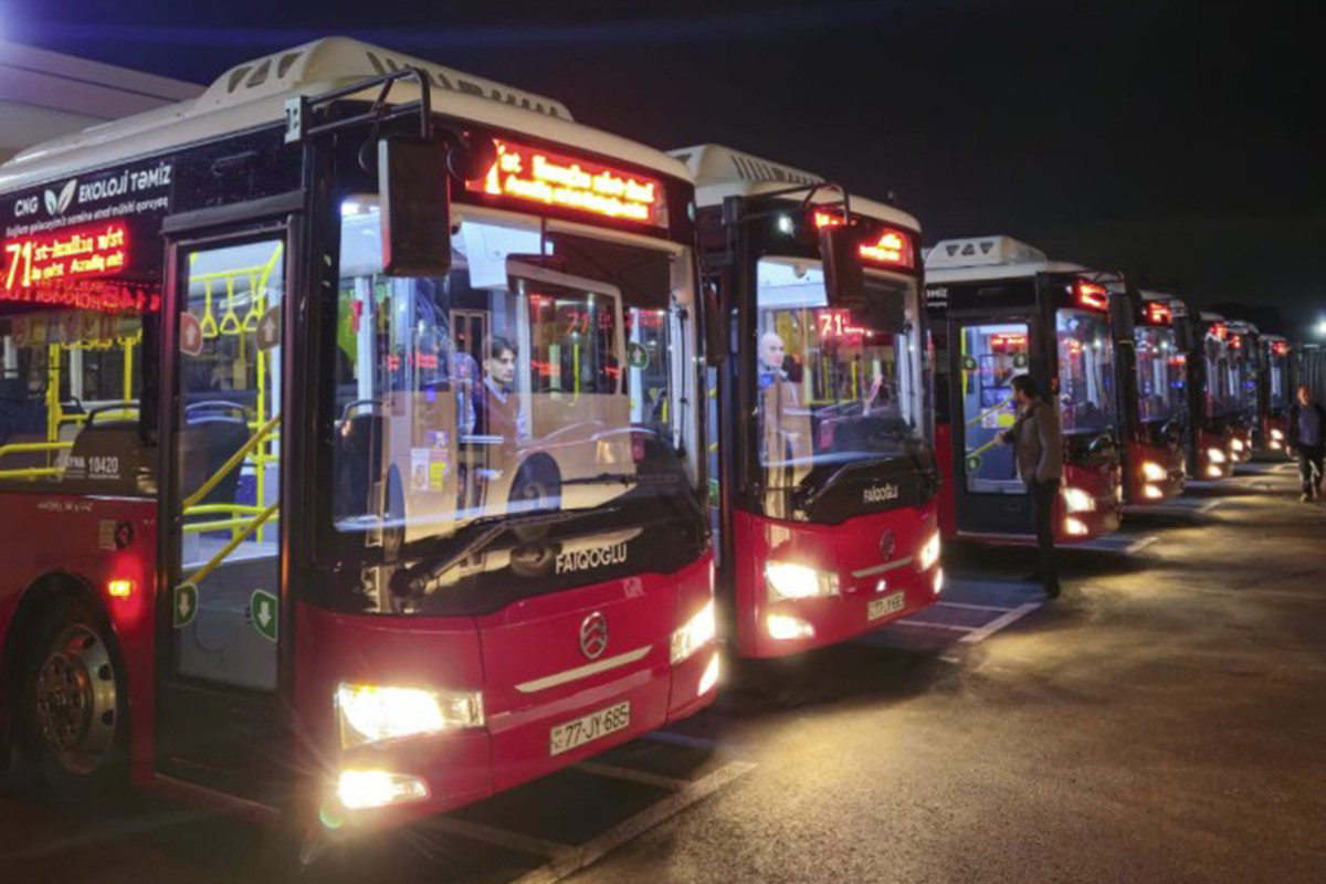 В Баку на маршруте «Азадлыг проспекти» — «Кёроглу» обновлены автобусы