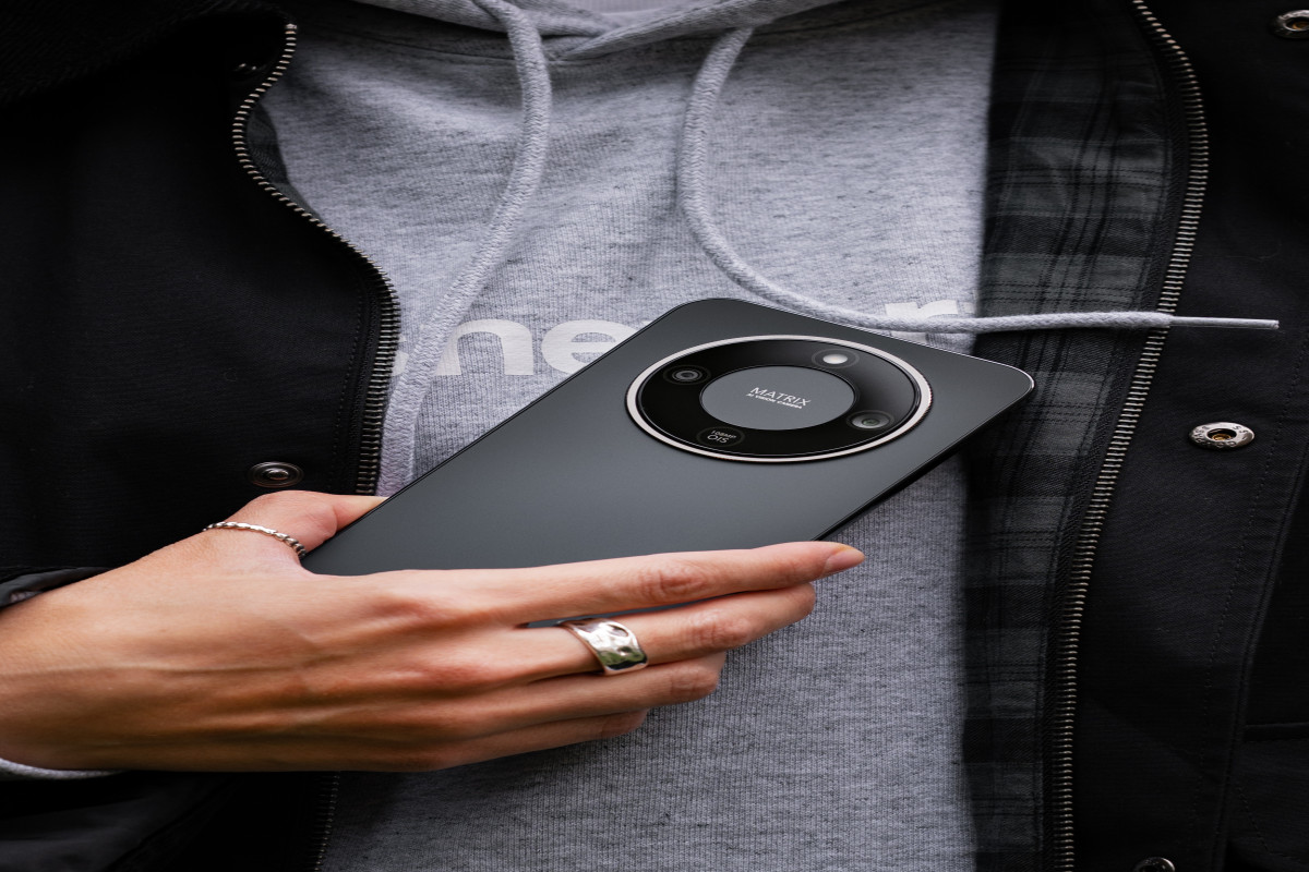 Неубиваемый смартфон HONOR X9d с батареей 8300 мА·ч уже в продаже-ФОТО 