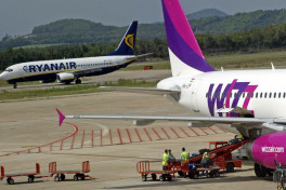 В США сорваны авиаперевозки 700 рейсов из-за рекордного шатдауна