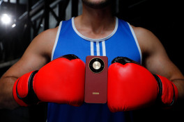 Неубиваемый смартфон HONOR X9d с батареей 8300 мА·ч уже в продаже-ФОТО 