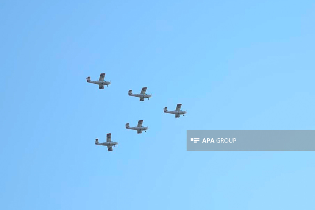 В небе Баку — современные истребители JF-17 и Su-25ML «Лачин»-ФОТО -ВИДЕО 