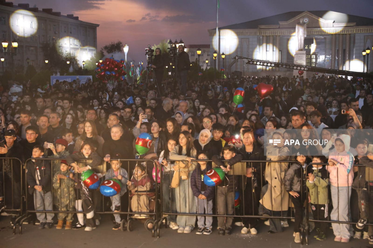 В Нахчыване состоялся концерт, посвященный Дню Победы-ФОТО 