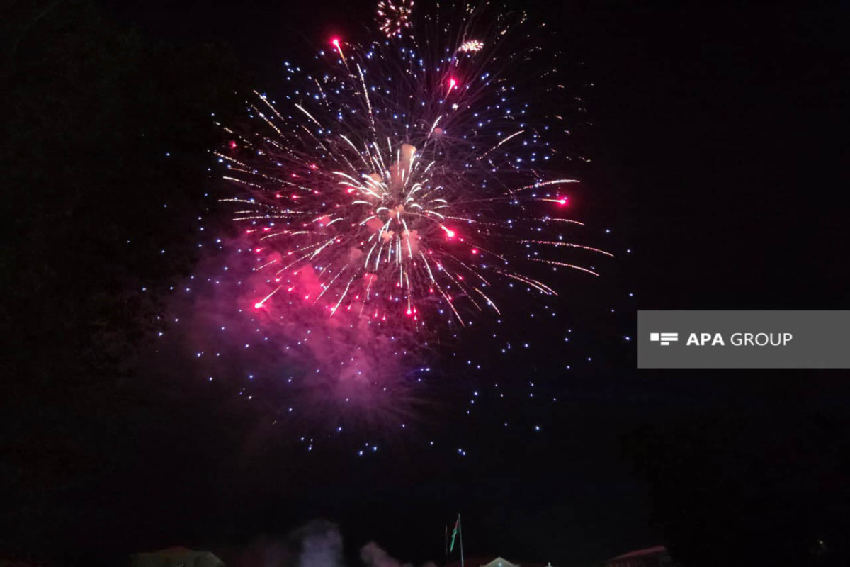 В Нахчыване состоялся концерт, посвященный Дню Победы-ФОТО 