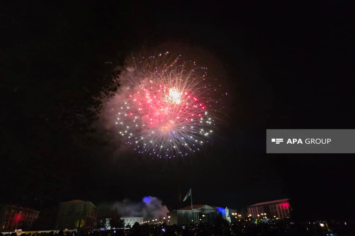 В Нахчыване состоялся концерт, посвященный Дню Победы-ФОТО 