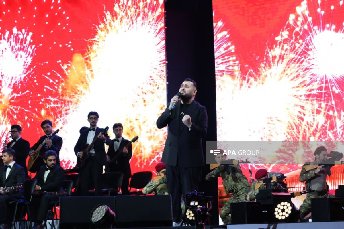В Баку организованы концерт и салют в честь Дня Победы -ФОТО -ОБНОВЛЕНО 