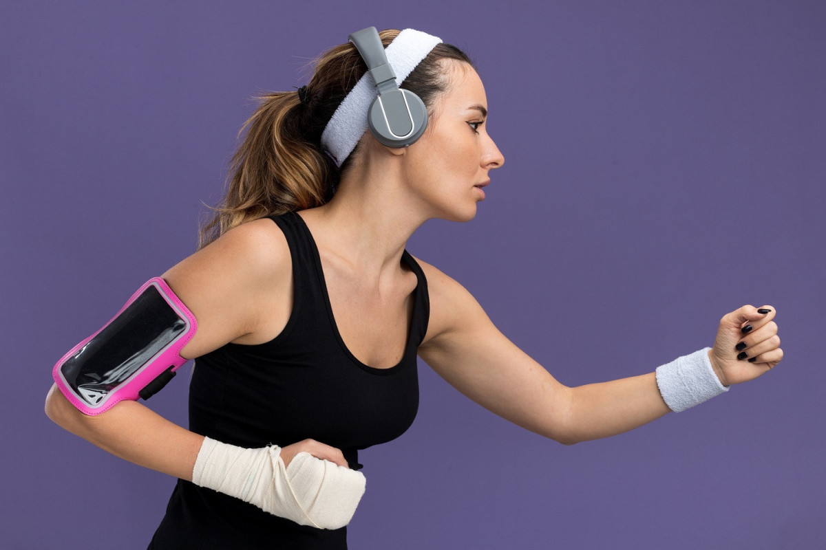 Музыка с четким ритмом делает тренировки женщин эффективнее