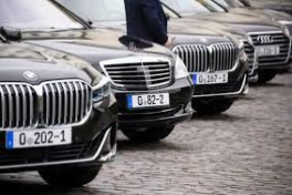 В МВД напомнили: дипломатические авто не освобождаются от соблюдения ПДД