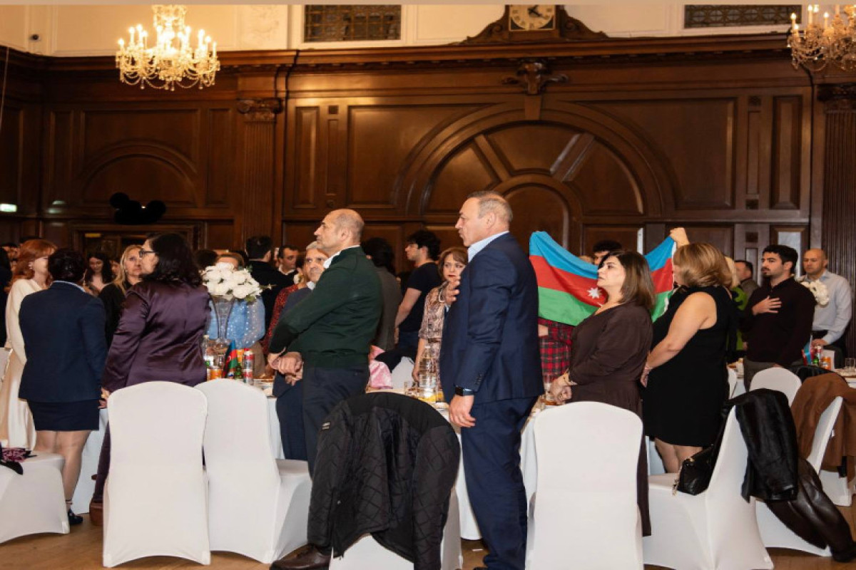 В Великобритании представили англоязычную книгу «Летопись Победы»-ФОТО 