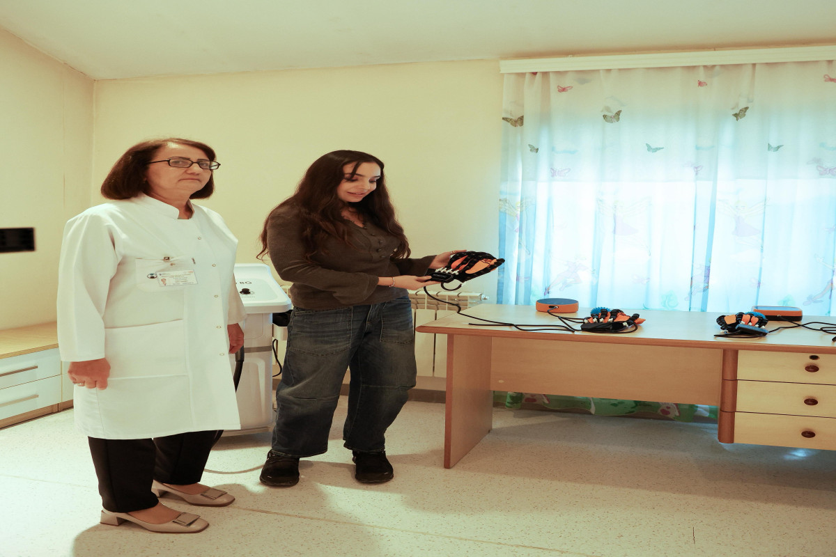 Лейла Алиева передала новое оборудование соцобъектам Мингячевира -ФОТО 