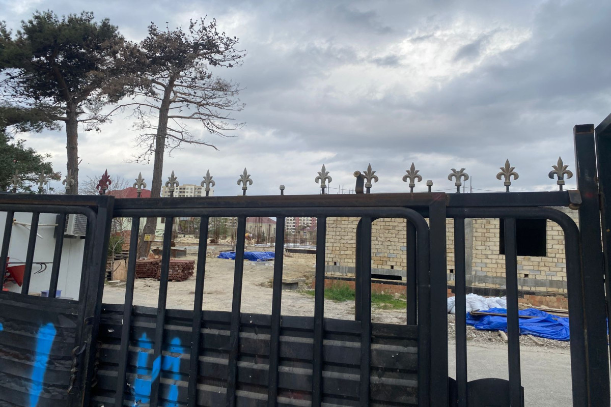 Школа 141: трещина, которая сломала жизнь почти двум тысячам детей - ПРОБЛЕМА 