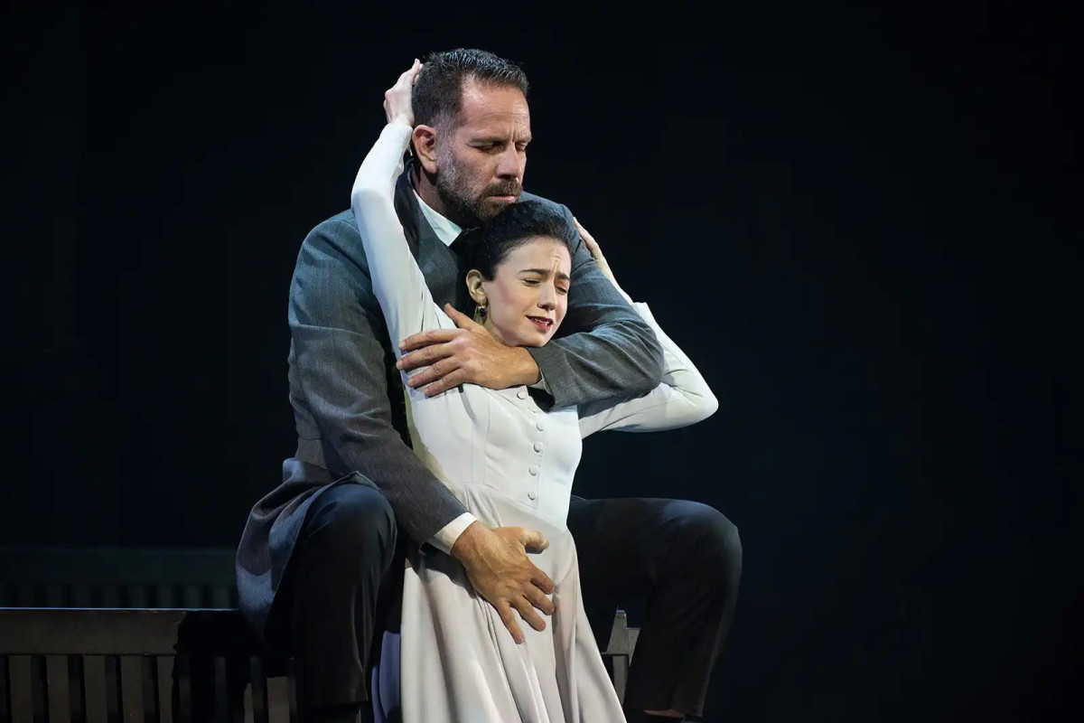 Режиссеры израильского и французского театров показали «Анну Каренину» на бакинской сцене -ФОТО 