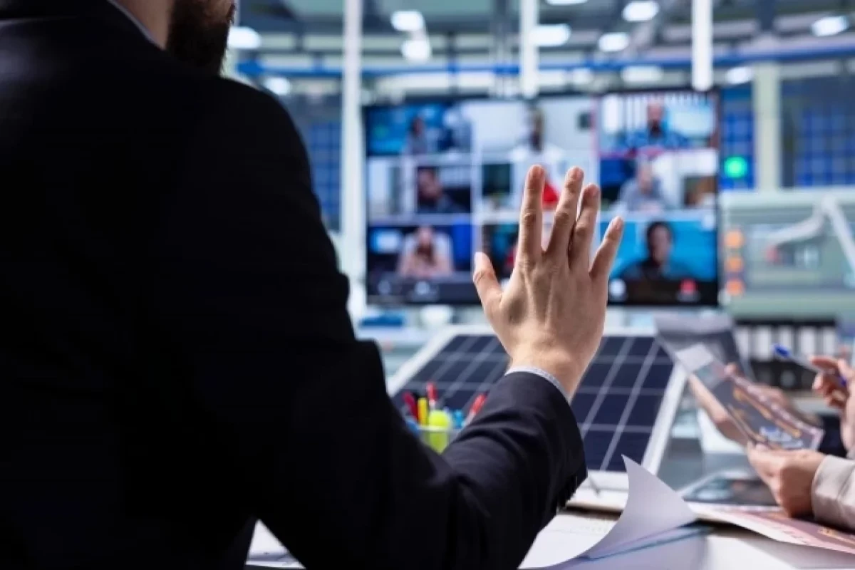 Во Франции эфир телеканала BFMTV прервали из-за угрозы взрыва