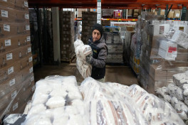 Миллионы американцев могут лишиться продовольственной помощи