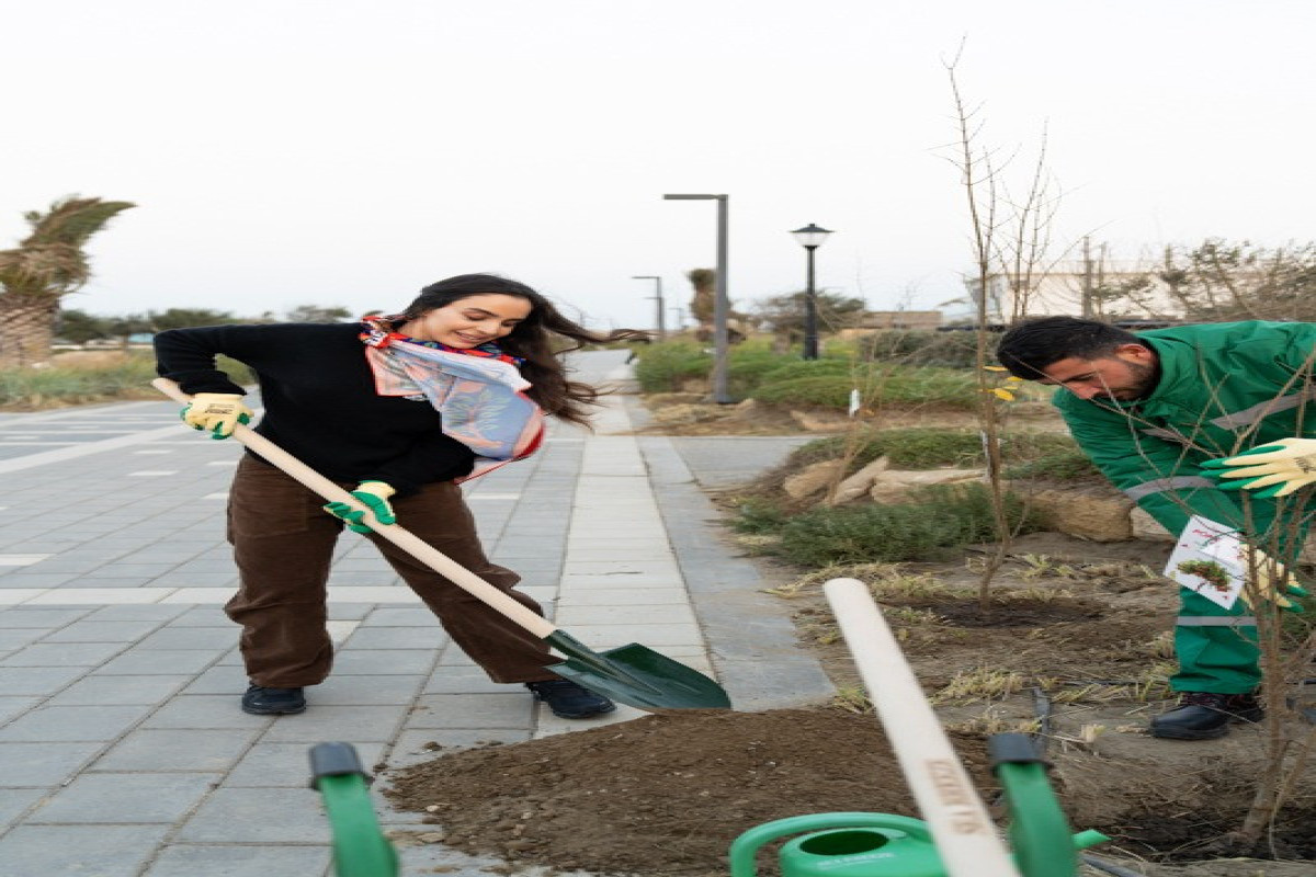 Лейла Алиева приняла участие в экологической акции в Sea Breeze-ФОТО 