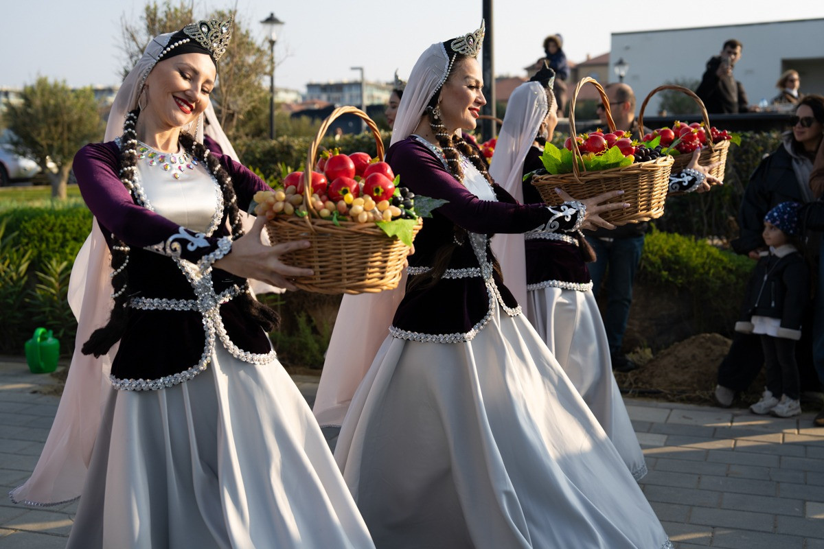 Лейла Алиева приняла участие в экологической акции в Sea Breeze-ФОТО 