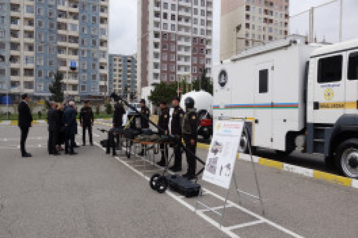 В МЧС прошла презентация возможностей Службы особого риска-ФОТО 