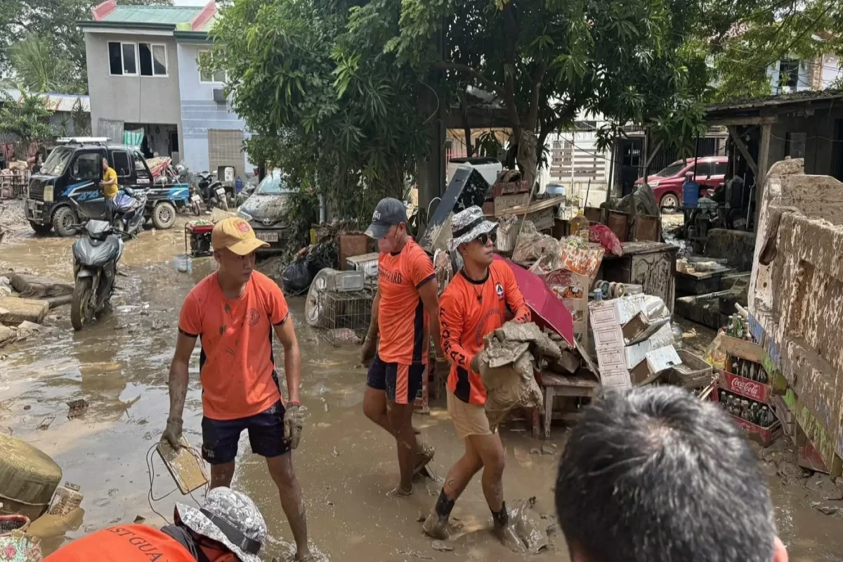 Тайфуны «Калмэги» и «Фунг-Вонг» унесли жизни почти 300 человек