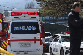 В Корее в ДТП с 13 автомобилями погибли два человека